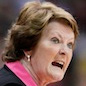 Legendary Coach Pat Summitt to Step Down