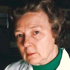 In Memoriam: Evelyn V. Hess, 1925-2015