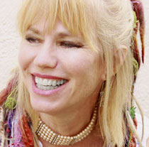 Rice University Receives the Archives of Musician Sara Hickman