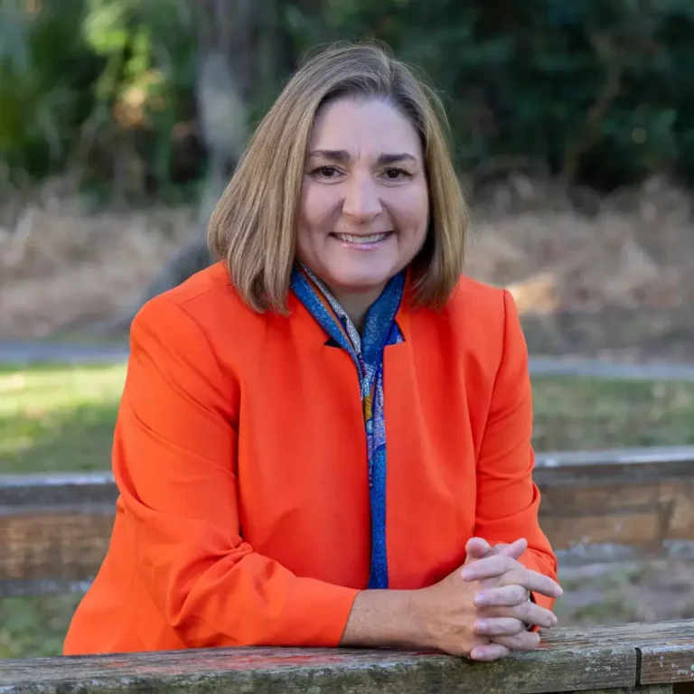 Jennifer Hunt Named the First Woman Dean of Dartmouth’s Medical School