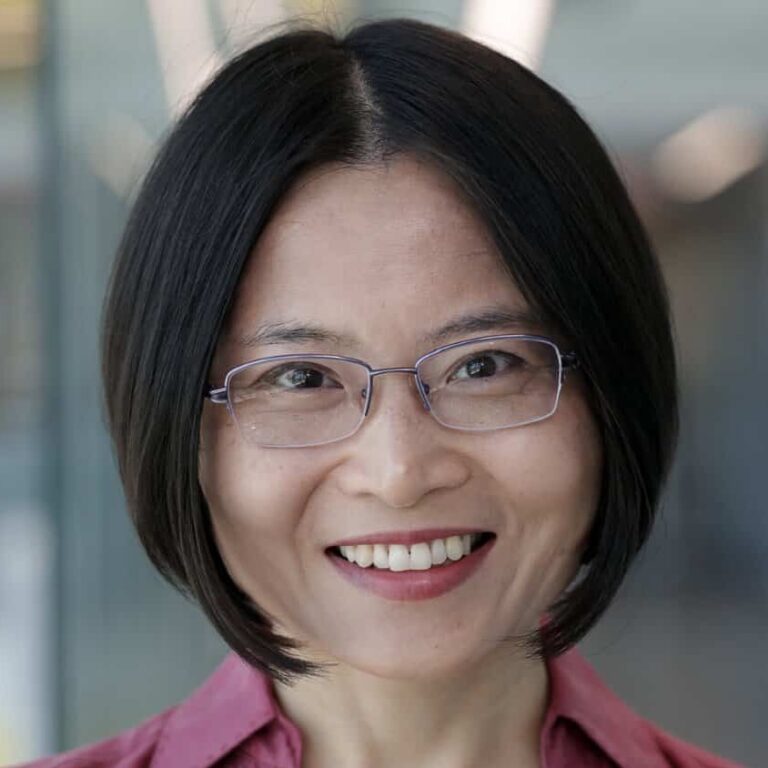 Zhen Xu Wins the 2026 Golden Goose Award for Developing New Cancer Treatment